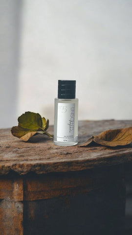 No. 5 - Earthy. Golden. Timeless Perfume
